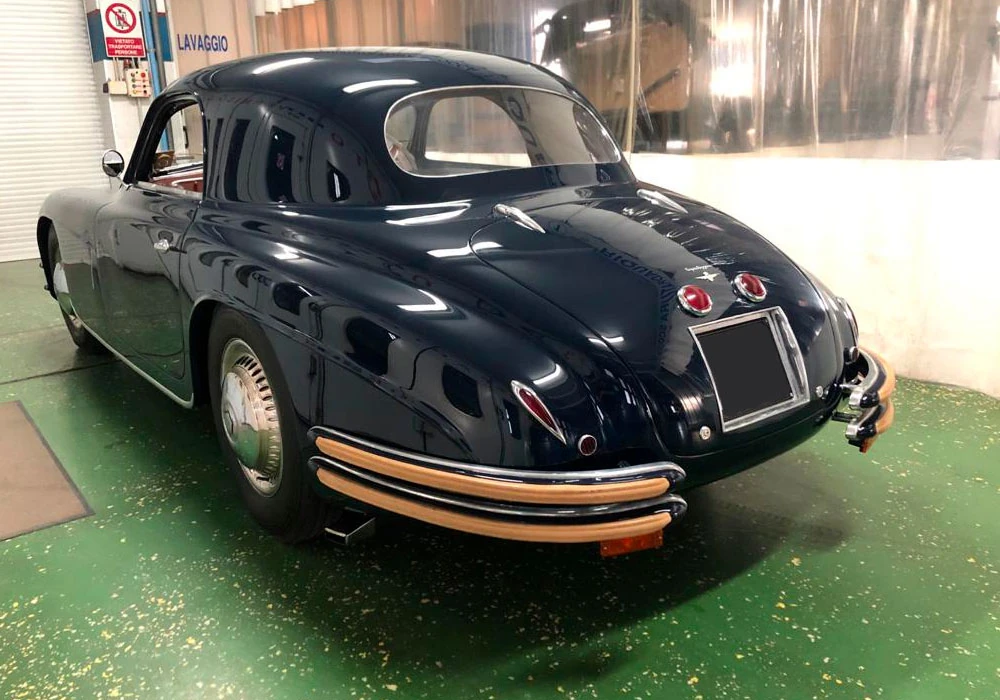 Restauro Alfa Romeo 6C 2500 blu scuro